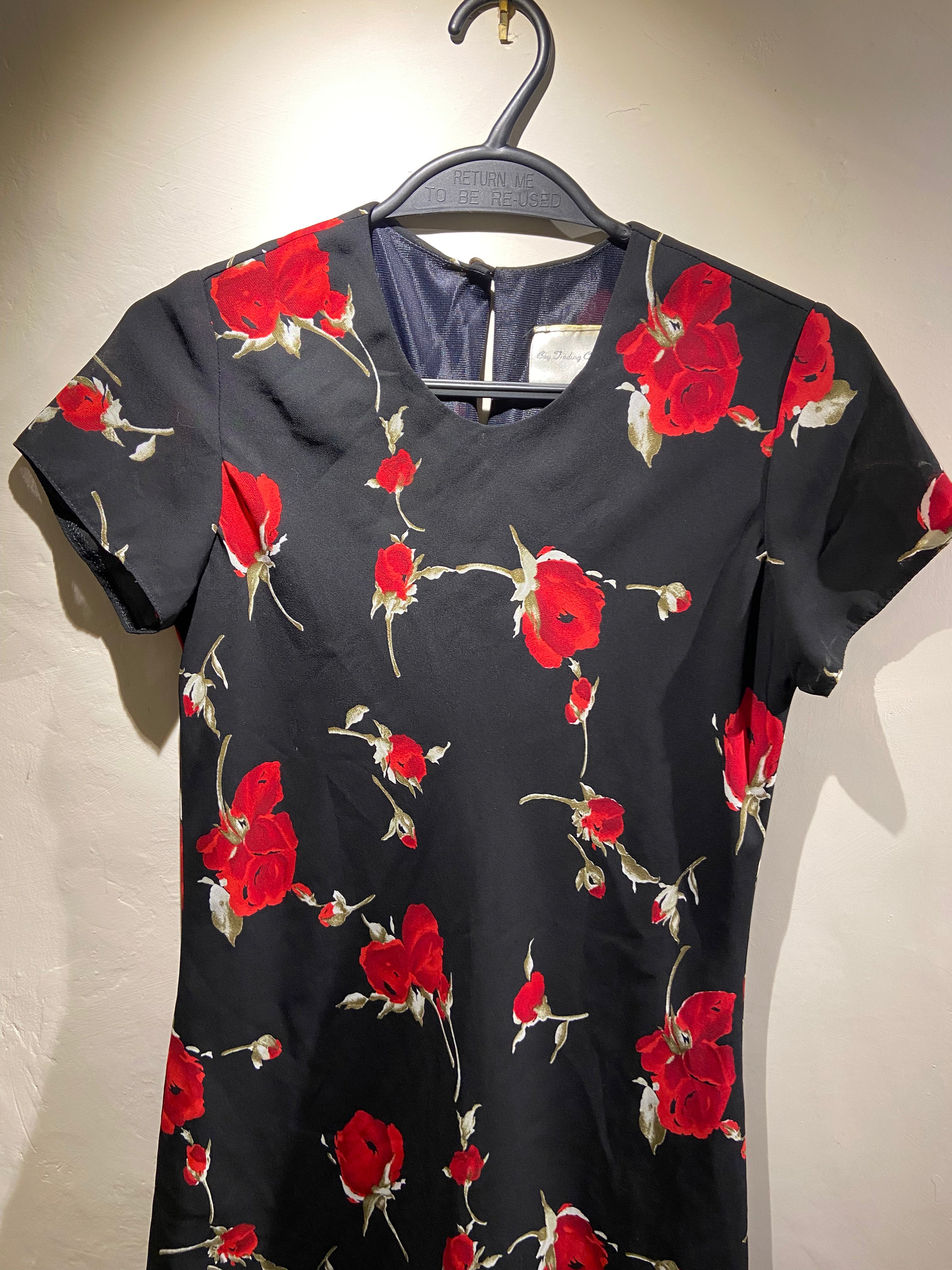 90's Bay Trading black and red floral mini dress (8) – Still Here Vintage