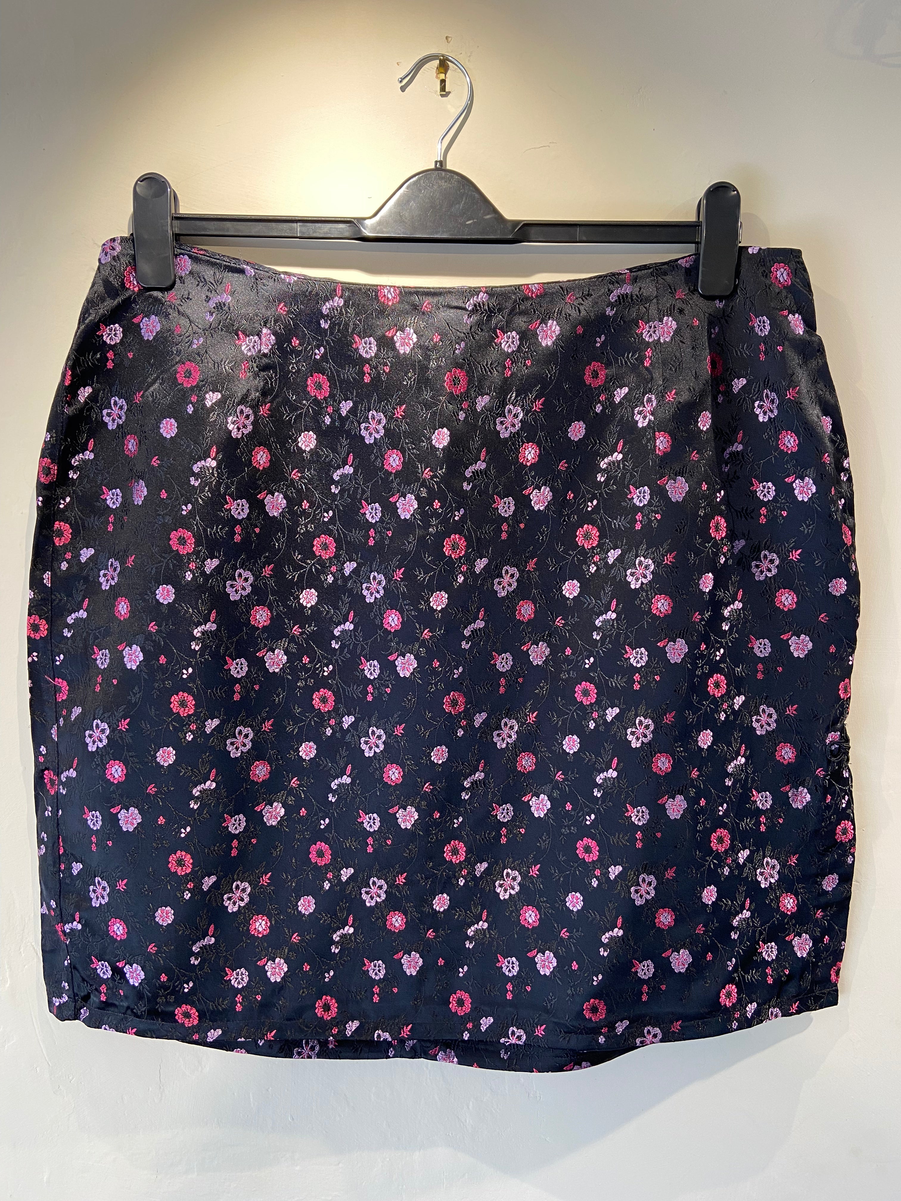 Etam Black, Pink and Purple jacquard floral mini skirt (18)