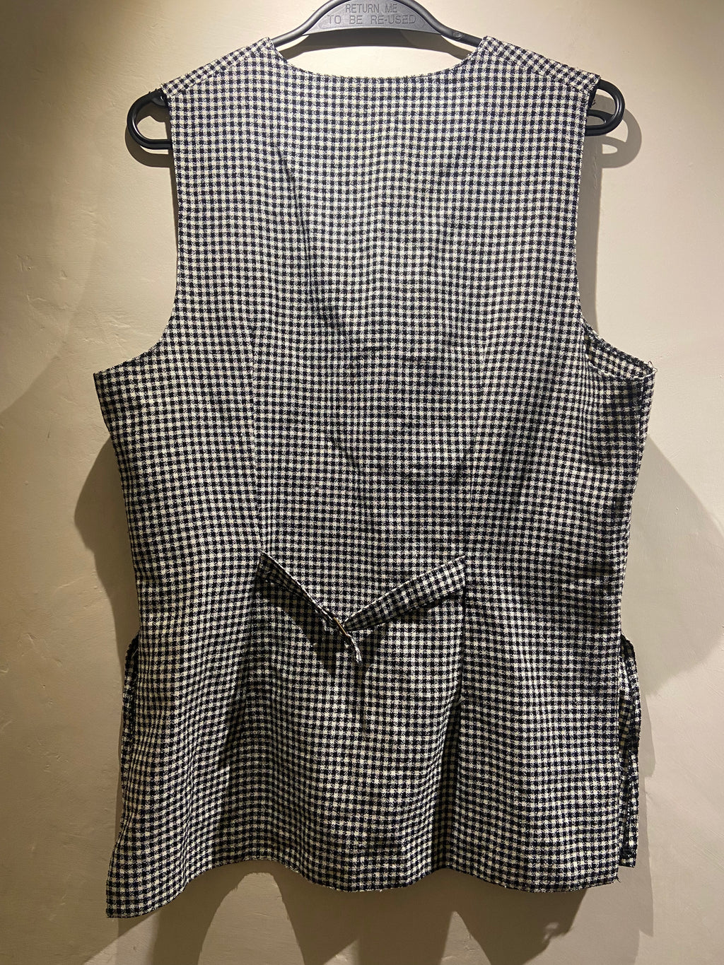 Black and white houndstooth check waistcoat (12)