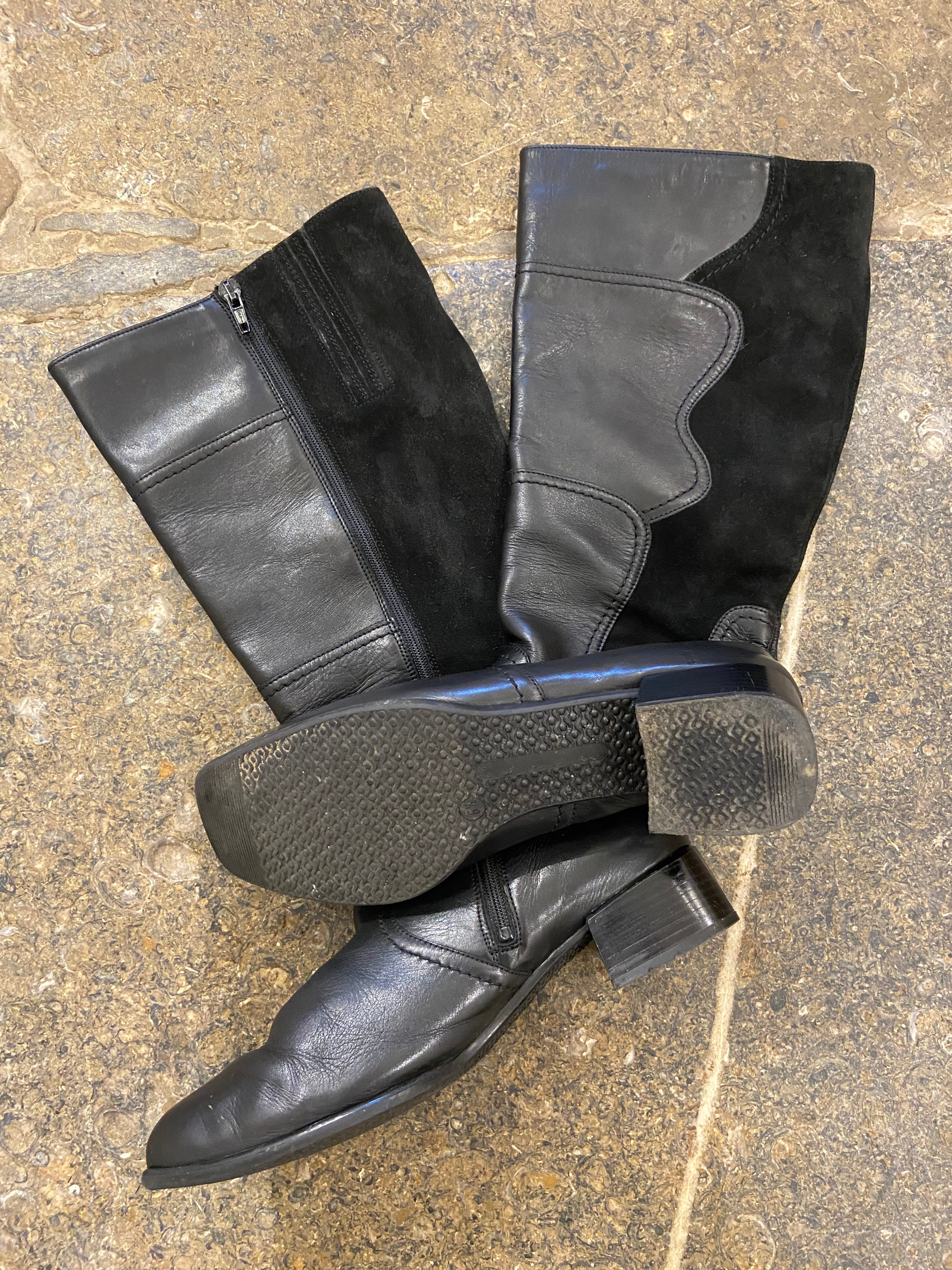 Black Leather and Suede Knee High Boots (6/39)