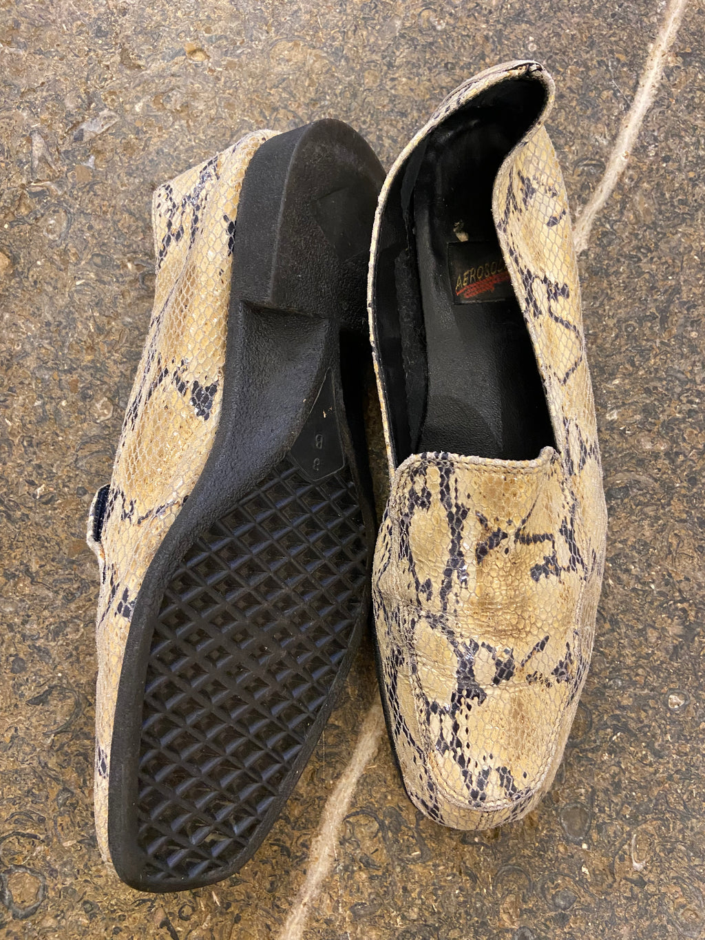 Snakeskin Beige and Black leather loafers (5/38.5)