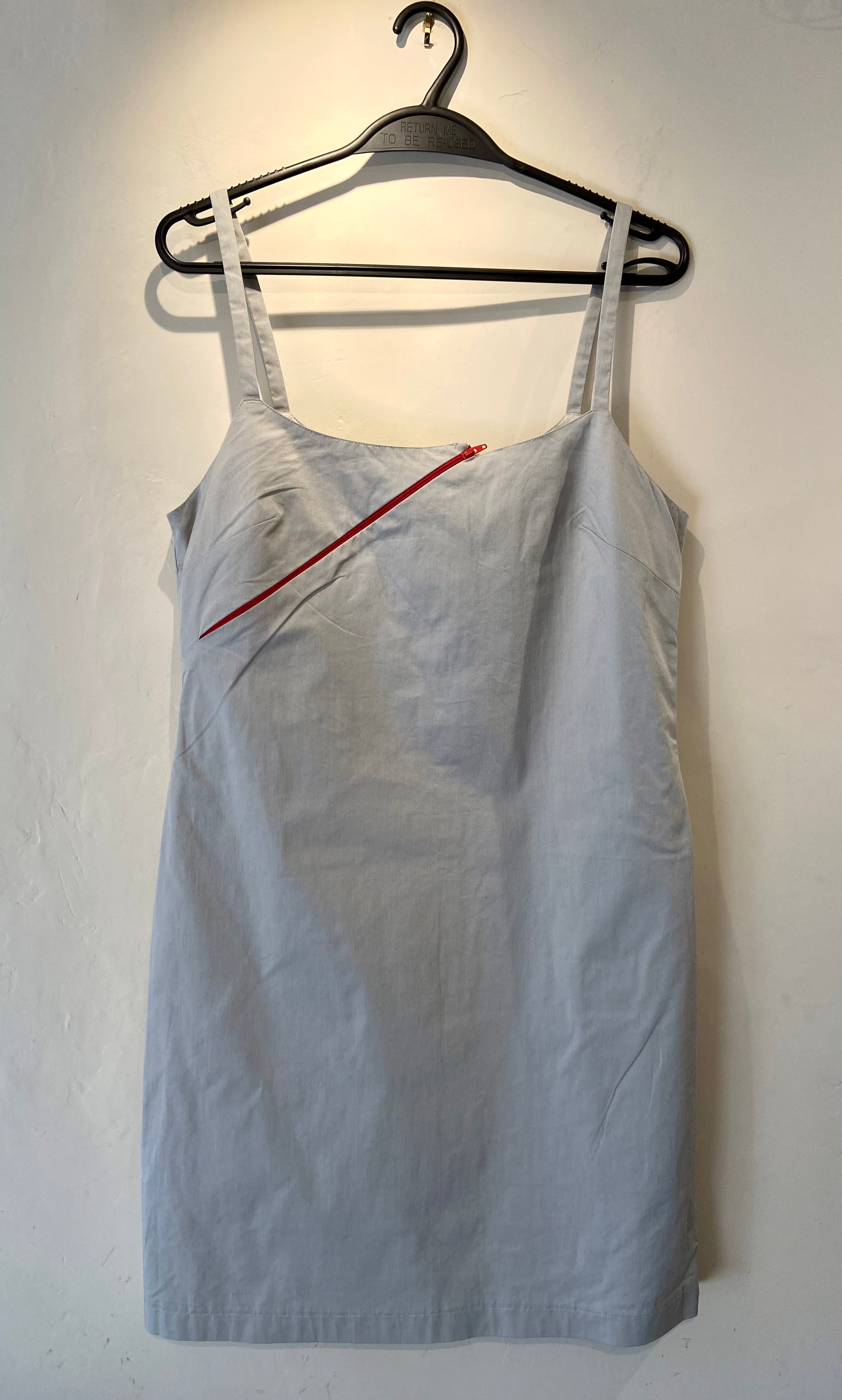 Astuces dove grey mini dress with red zip (10-12)