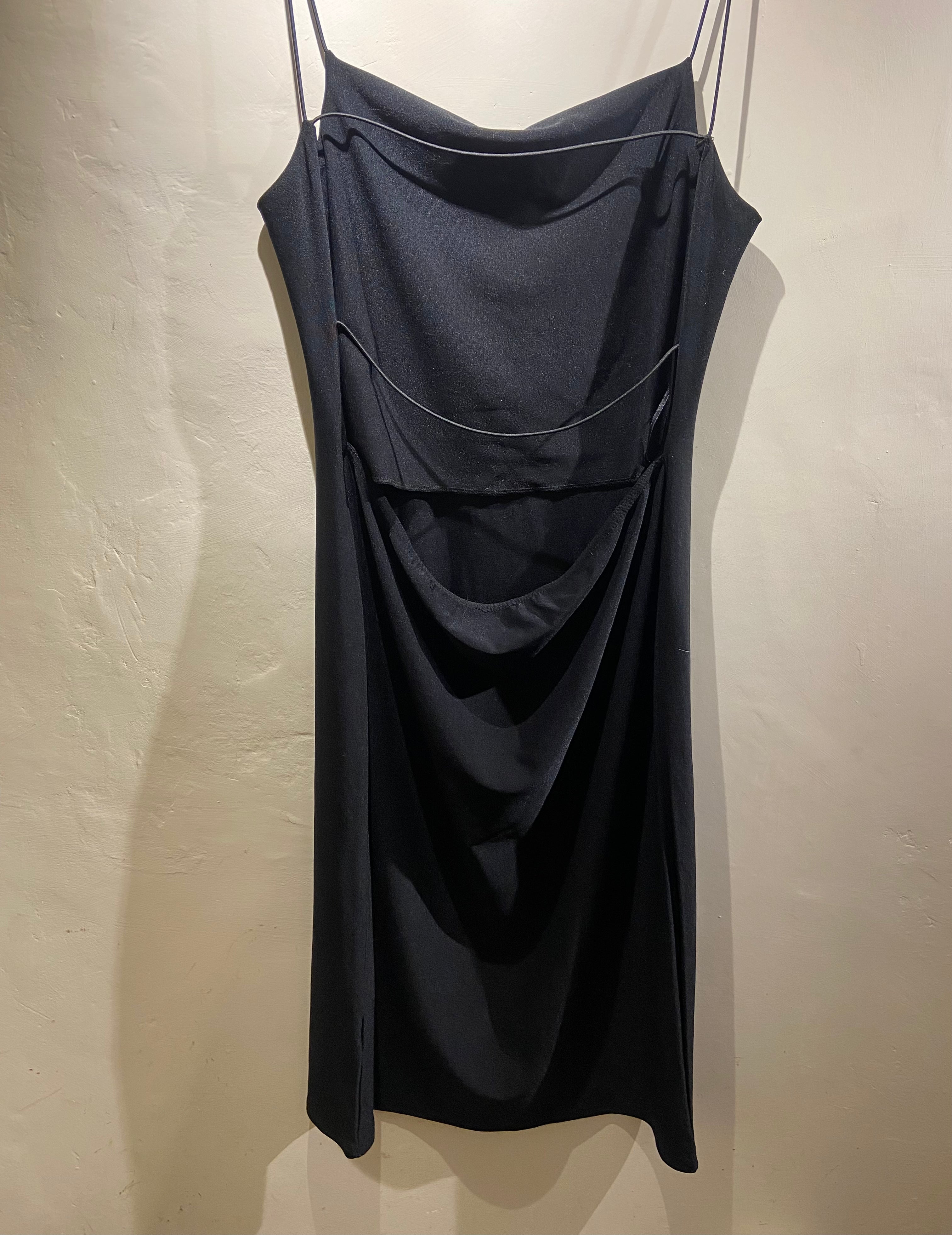2000's Black Backless Dress with Hummingbird Embroidery (6-8)